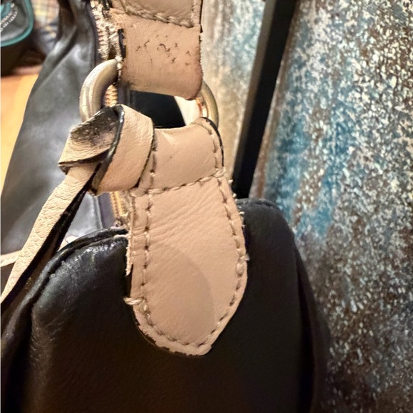 Etienne Aigner vintage Ava Hobo Bag - Picture 10 of 16